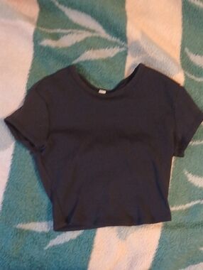 Women's Black Cropped Crewneck Tee